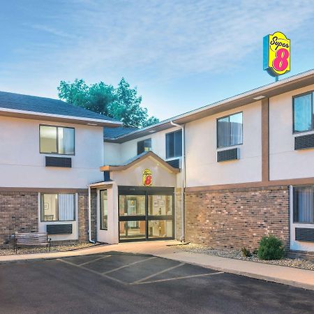 Super 8 By Wyndham Tilton/Lake Winnipesaukee Exterior photo